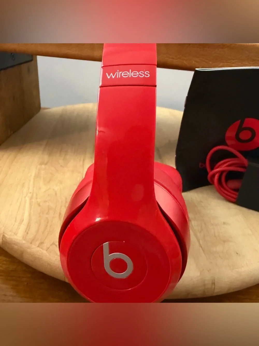 Beats by Dr Dre Solo 2 Wireless On The Ear Headphones Red W Case Tested Works - Picture 5 of 9